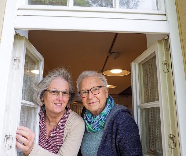 Brigitte Zürn und Inge Metzger sind stolz auf ihre Landfrauen. Den Verein gibt es nun seit 50 Jahren.