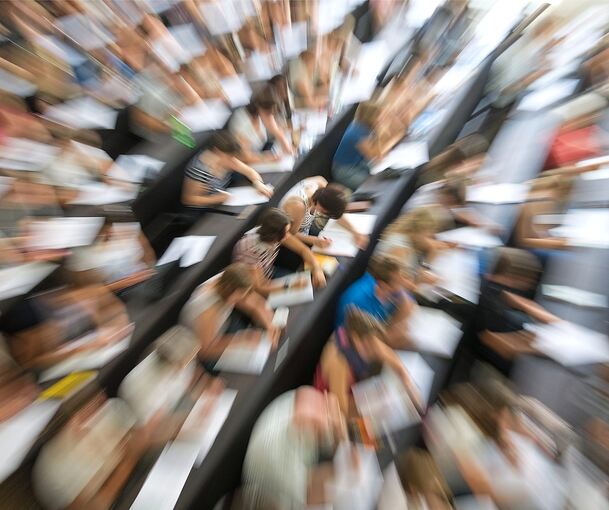 10.000 Menschen studieren an einer Hochschule in Ludwigsburg. Nur ein kleiner Teil wohnt auch in der Stadt.