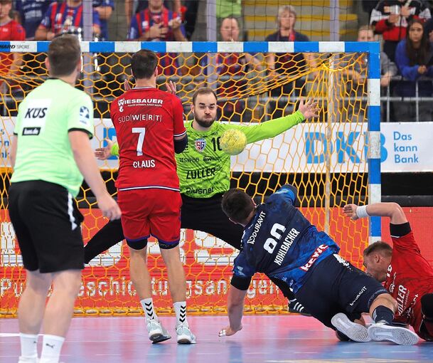 Rückhalt der SG BBM: Keeper und Ex-Berliner Fredrik Genz.