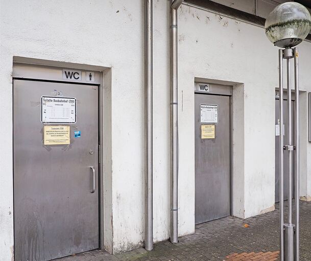 Ein Bild aus vergangenen Tagen: Die Toiletten am ZOB sind saniert und haben geöffnet.