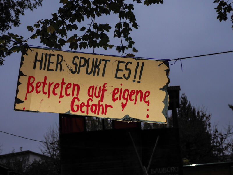 Willkommen auf dem spukenden Bauernhof.