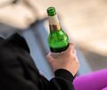 Von 27 Verkaufsstellen wurden in neun Läden Alkohol und Zigaretten verkauft. Von 27 Verkaufsstellen wurden in neun Läden Alkohol und Zigaretten verkauft.