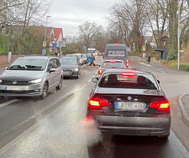 In Freiberg geht am Montagmorgen kaum etwas voran.