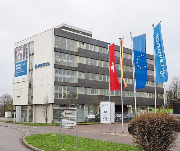 Wird geschlossen - und die Produktion verlagert: Das Feintool-Werk in der Sachsenheimer Bahnhofstraße.