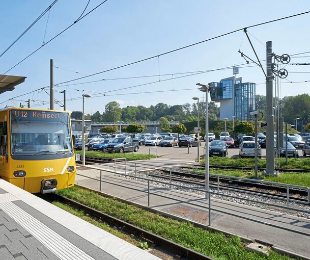 Stadtbahnhaltestelle in Aldingen: Von hier ist angedacht, die gelben Züge ab Mitte der 30er Jahre weiter nach Pattonville verkehren zu lassen.