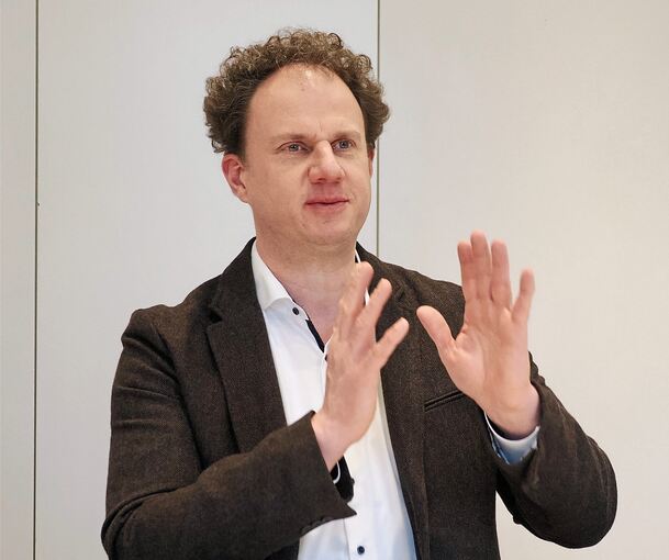 Matthias Knecht stellt sich den Fragen der LKZ-Redaktion sowie der Leser.