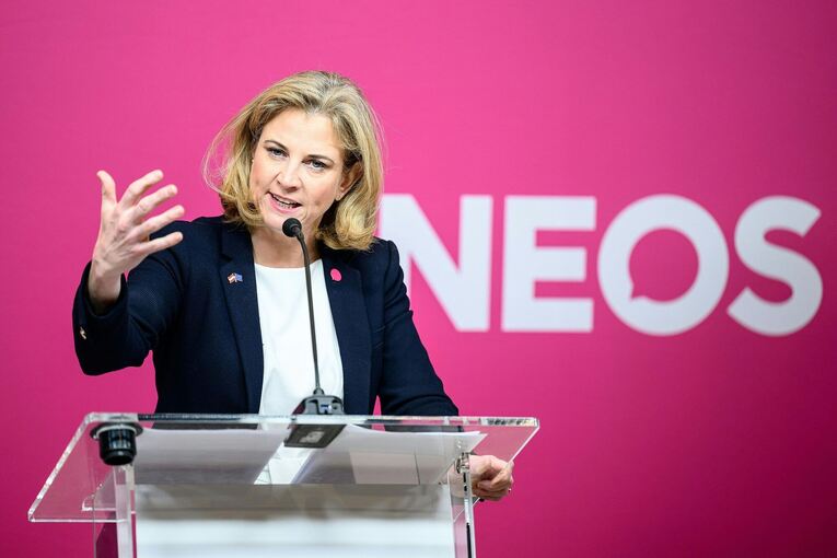 Liberale Neos beenden Koalitionsgespräche in Österreich