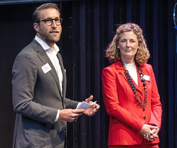 Bereiten die IHK-Bezirkskammer Ludwigsburg auf die neue Amtsperiode 2025 vor: IHK-Präsident Julian Pflugfelder und IHK-Geschäftsführerin Sigrid Zimmerling.