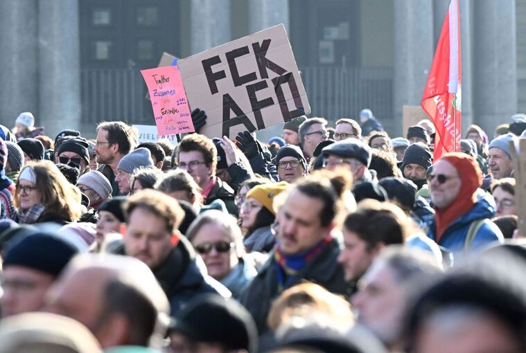 Demo gegen die "Abschiebetickets" der AfD