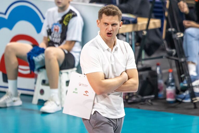 Berlin Volleys - VfB Friedrichshafen Berlin Volleys - VfB Friedrichshafen