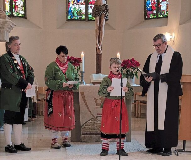 Gottesdienst vor dem Rathaussturm in der Laurentiuskirche.