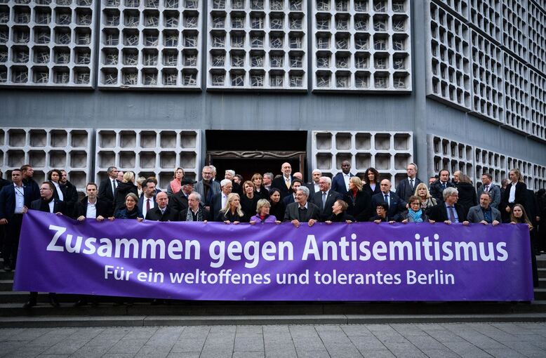 Union und Ampel einigen sich auf Antisemitismus-Antrag Union und Ampel einigen sich auf Antisemitismus-Antrag