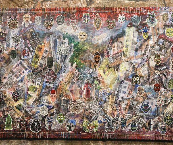 Suchbild mal anders: Eva Lippert im Salon des Kunstvereins.