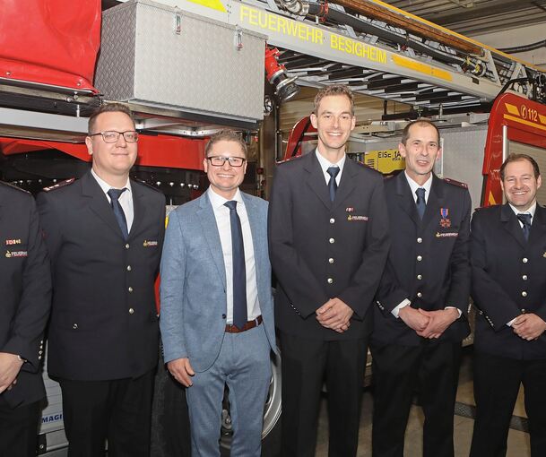 Die (Abteilungs-)Kommandanten, ihre Stellvertreter und der Bürgermeister: Benjamin Deckert, Fabian Staib, Florian Bargmann, Christoph Benesch, Christian Grill, Johannes Joos , Volker Saussele (v. l.).