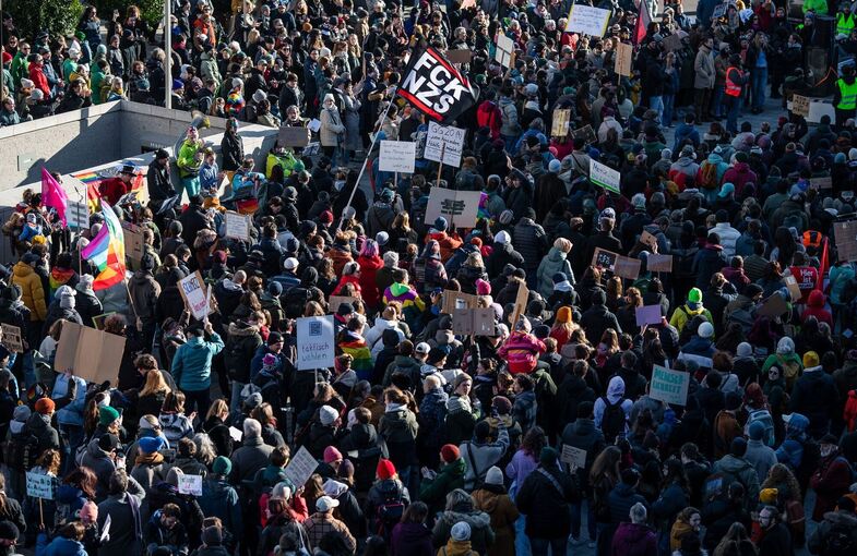 Demonstration zur Migrationspolitik - Karlsruhe