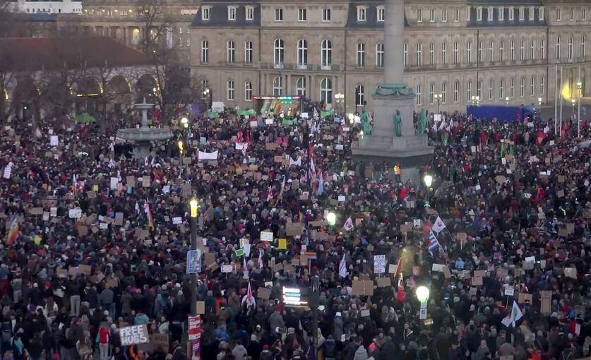 Demonstration zur Migrationspolitik - Stuttgart