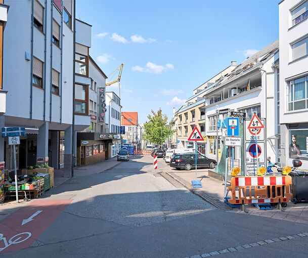 Die Güterbahnhofstraße soll attraktiver werden und wird großflächig umgestaltet. Im Frühjahr beginnen die Bauarbeiten.