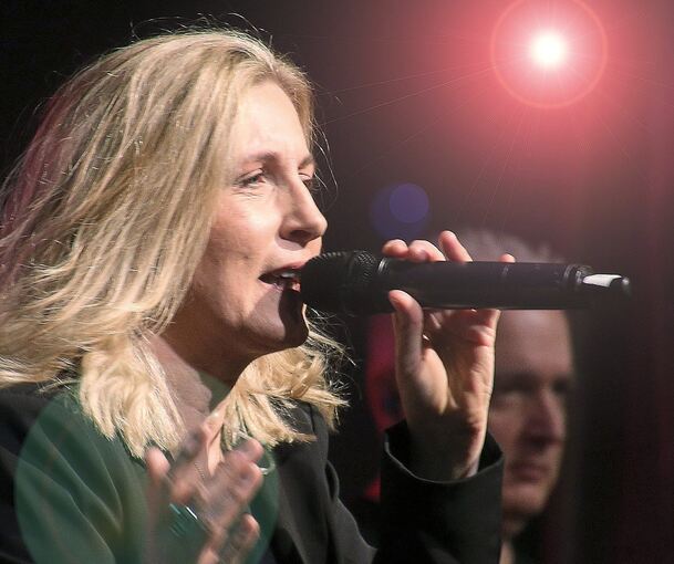 Franziska Kleinert beim Konzert in der Alten Kelter in Besigheim.