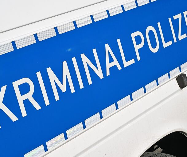 Die Kriminalpolizei sucht nach dem Unbekannten. Die Kriminalpolizei sucht nach dem Unbekannten.