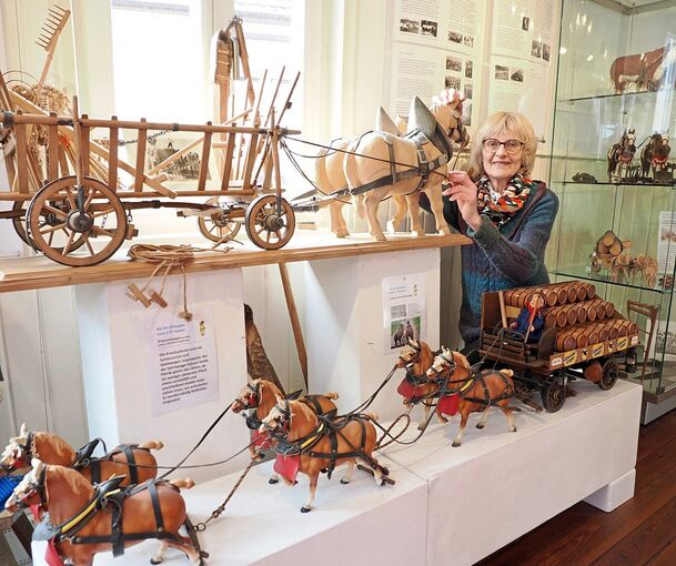 Die Fuhrwerke sind detailgetreu gestaltet, teils auch mit weit mehr als zwei Pferdestärken.