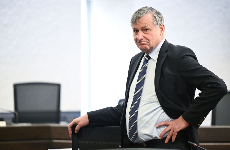 Gericht entscheidet über Volksbegehren gegen XXL-Landtag