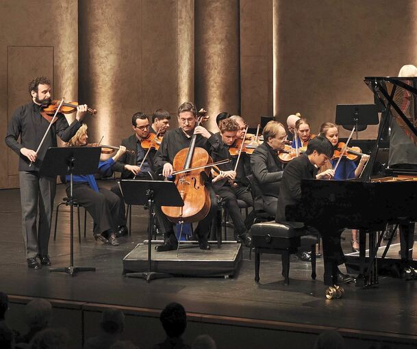 Klangsinnig, spannungsreich, virtuos: Le Concert Olympique und Kit Armstrong im Forum.