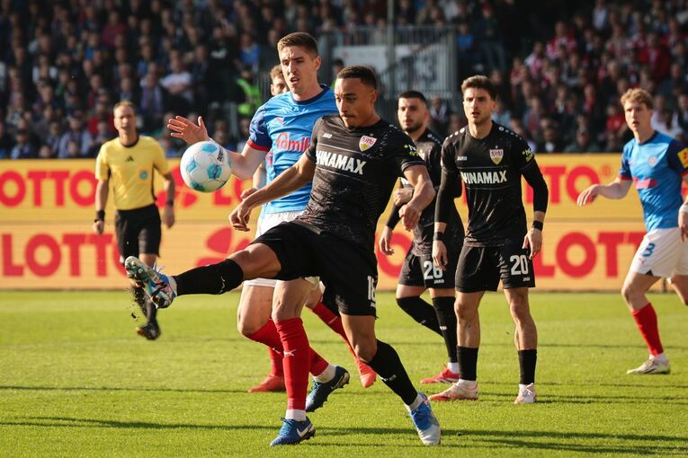 Holstein Kiel - VfB Stuttgart