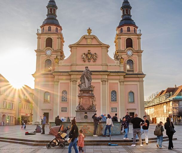 Auf dem Marktplatz findet am Montag eine Gedenkminute statt.