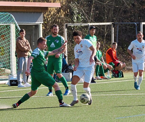 SGM Gemmrigheim/Walheim (in grün) war nicht erfolgreich gegen die Aramäer Bietigheim.