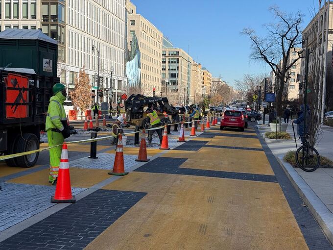 Schriftzug "Black Lives Matter" wird entfernt