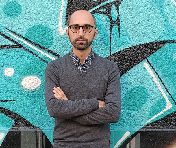 Der Islamexperte Eren Güvercin ist bekannt für seine Kritik an muslimischen Verbänden. Jetzt sieht er sich selbst Vorwürfen ausgesetzt.