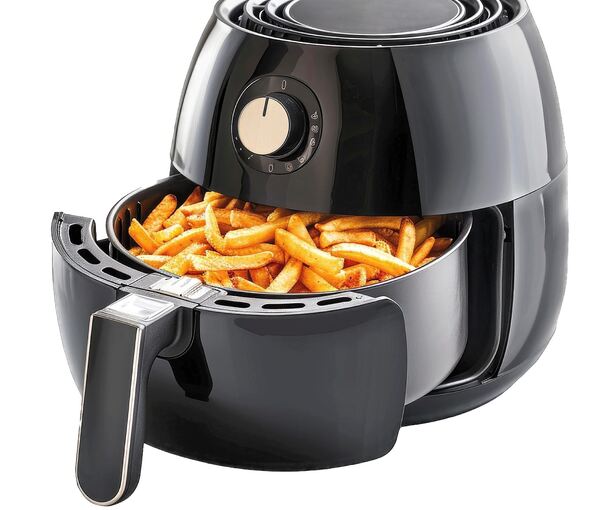 Pommes werden im Airfryer besonders knusprig. Foto: Saim Art - stock.adobe.com