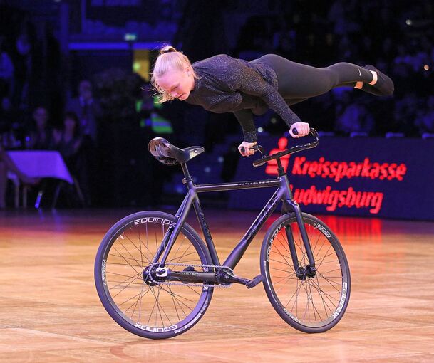 Herausragende Spitzensportlerin: Lara Füller vom RKV Poppenweiler auf dem Kunstrad.