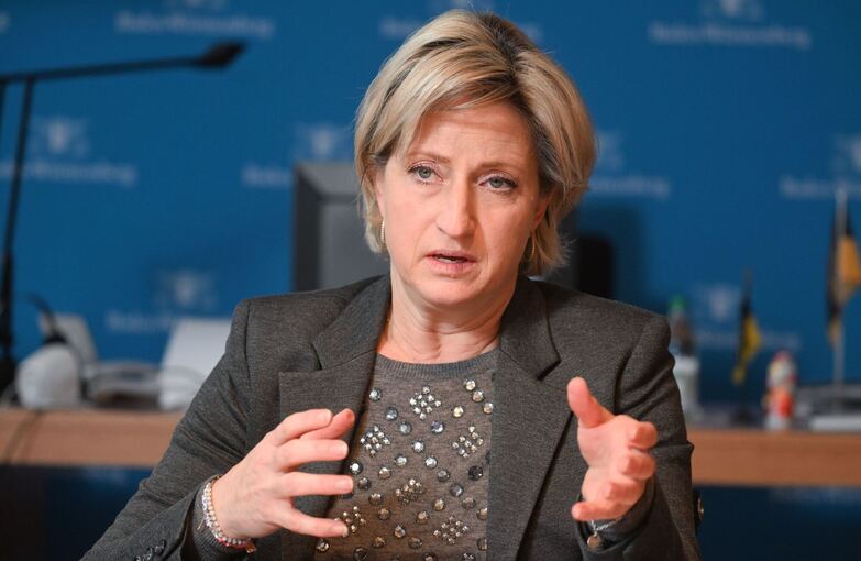 Wirtschaftsministerin Nicole Hoffmeister-Kraut