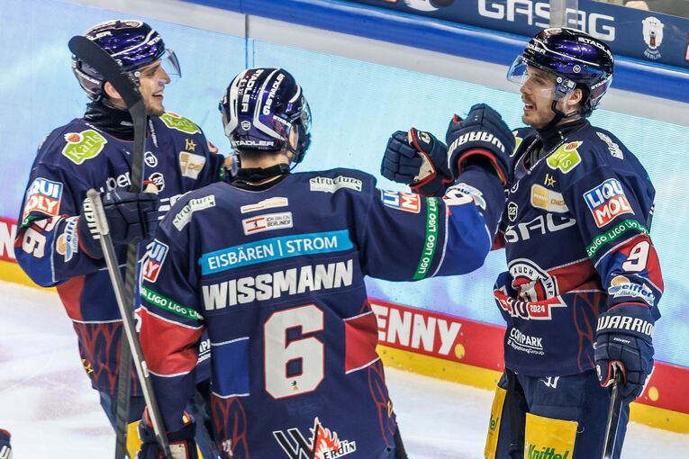 Eisbären Berlin - Adler Mannheim