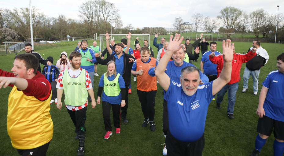 Beispielhaftes Experiment in Tamm: Dort gibt es seit Anfang April eine inklusive Fußballmannschaft.