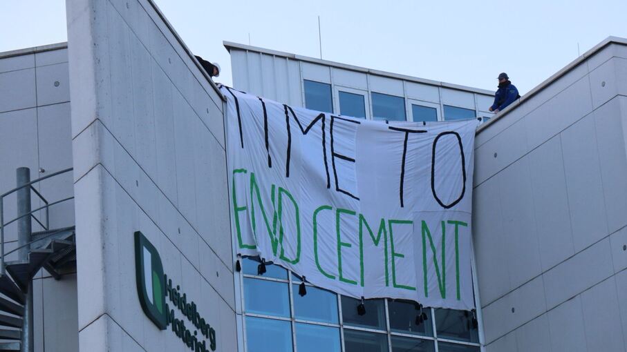 Zementwerk in Leimen durch Protestaktion blockiert