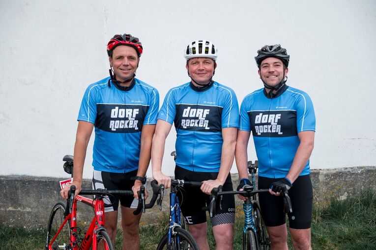 Benefiz-Radtour der Volksmusiker „Dorfrocker“ nach Mallorca