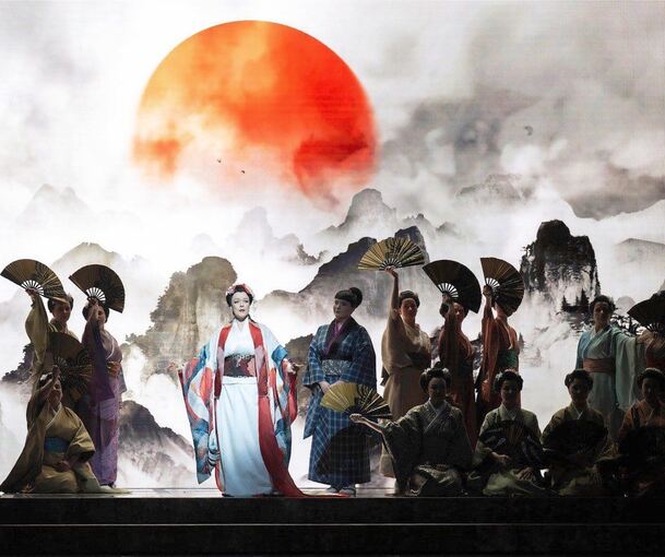 Bravourös und überwältigend: Puccinis „Madame Butterfly“ in Baden-Baden.