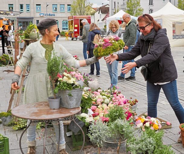 Gute Stimmung auf dem Frühlingsmarkt Tamm.