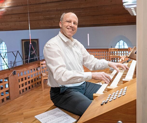 Gregor Simon bekam in der Stadtkirche Besigheim langanhaltenden Applaus.