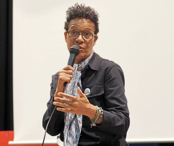 Die Filmregisseurin sagt: „Es braucht Mut dazu, den Mund aufzumachen.“