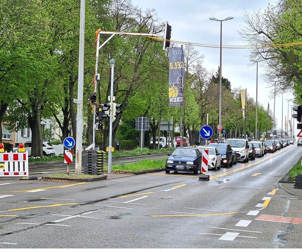 Baustelle auf der B27 in Ludwigsburg: Hier geht es noch fünf Wochen lang nur langsam voran.