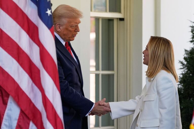 Trump empfängt Meloni