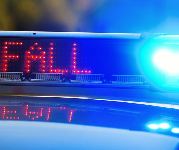 Der Schaden beläuft sich auf rund 26.000 Euro. Der Schaden beläuft sich auf rund 26.000 Euro.