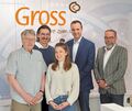 Alte und neue Geschäftsführer: Martin Gross und Tochter Annelie (vorne) mit (hinten von links) Sebastian Kreitmayr, Simon Brösamle und Andreas Ludwig.