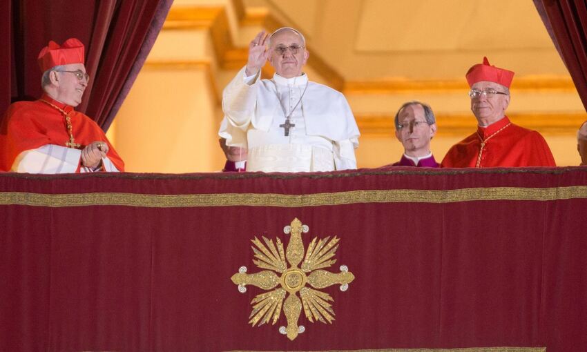 Kardinal Bergoglio ist der neue Papst Franziskus