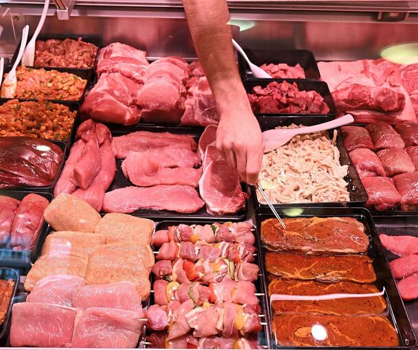 Obwohl sich einige Metzgereien im Landkreis Ludwigsburg über hohe Nachfrage freuen, mussten viele Betriebe in den vergangenen Jahren schließen.