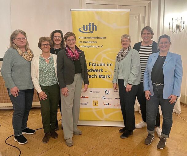 Engagiertes Frauen-Netzwerk (von links): Gabi Bertele, Gabriele Knauss, Sonja Beck, Regine Friedrich, Manuela Burkhardt, Heike Dachtler-Vatter und Elke Rometsch.