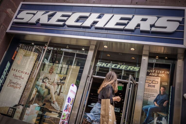 Skechers
